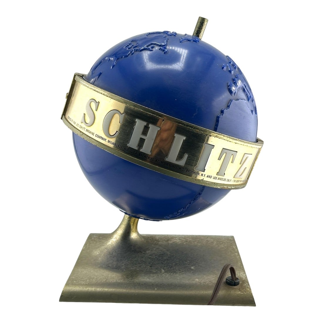Vintage 1956 Schlitz Beer Salesman Sample Rotating Globe Desk Lamp: Rare find that would make a great addition to any beer memorabilia collection. No cracks to the globe at all. Top of the globe comes off to reveal two lightbulbs. Whole globe rotates and lights up
