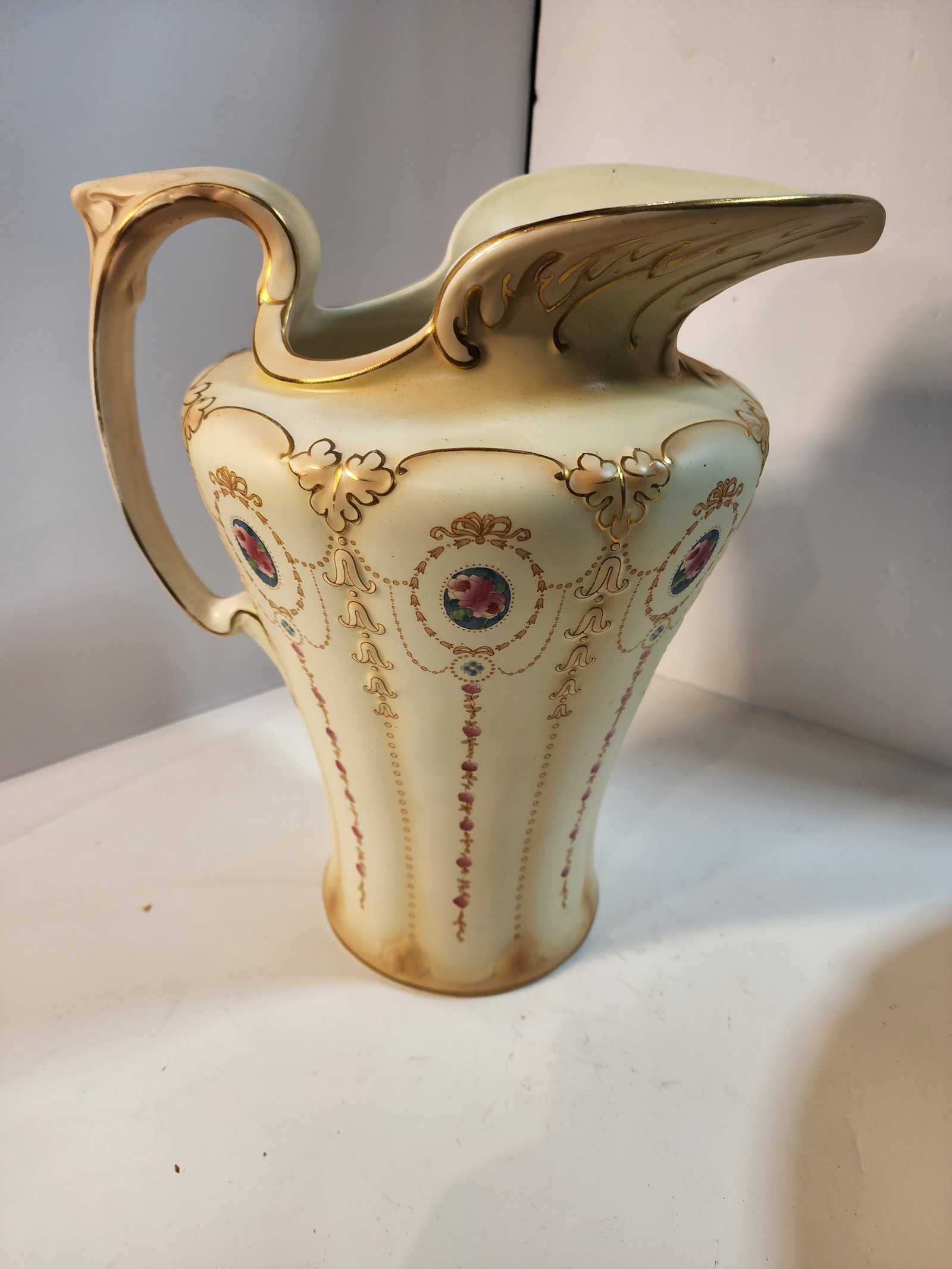 F. Winkle & Co. Hand Painted Antique Bowl and Pitcher - 5