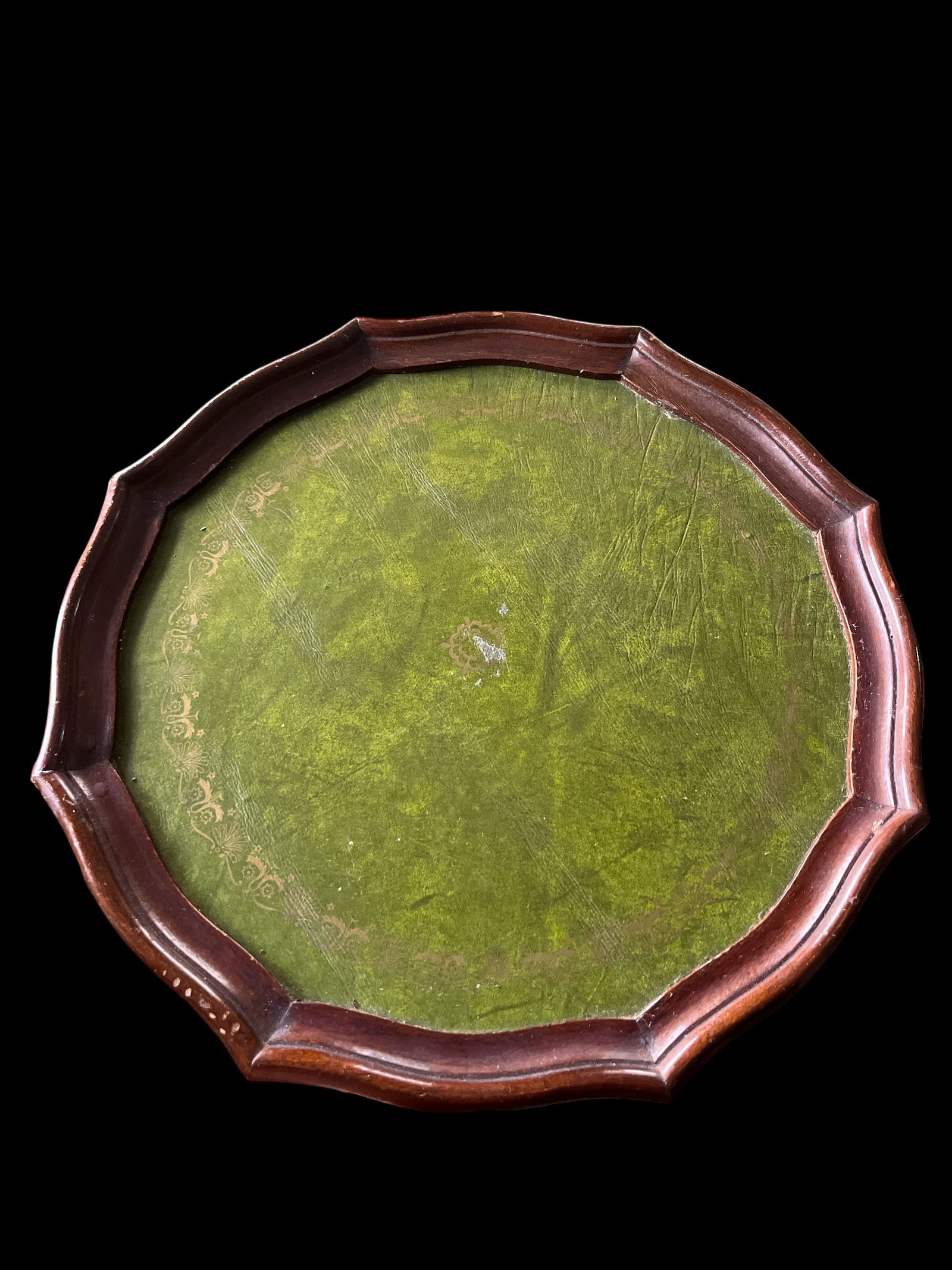 Vintage Mahogany & Green Leather-Topped Drinks Table With Scalloped Gallery - 2
