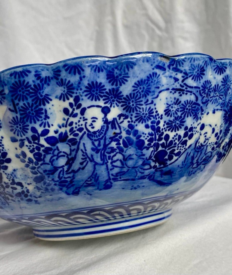 Late Qing Chinese Blue & White Porcelain Phoenix Bowl – 9.5" Scalloped Rim – Hand - 10