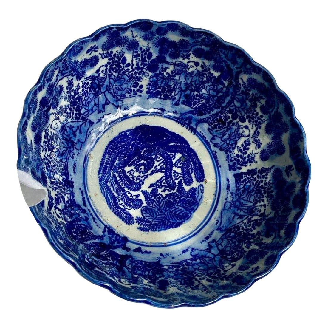 Late Qing Chinese Blue & White Porcelain Phoenix Bowl – 9.5" Scalloped Rim – Hand: A beautifully executed late Qing dynasty Chinese blue-and-white porcelain bowl, dating to the Guangxu period (circa 1875–1908), featuring a dynamic central phoenix medallion surrounded by
