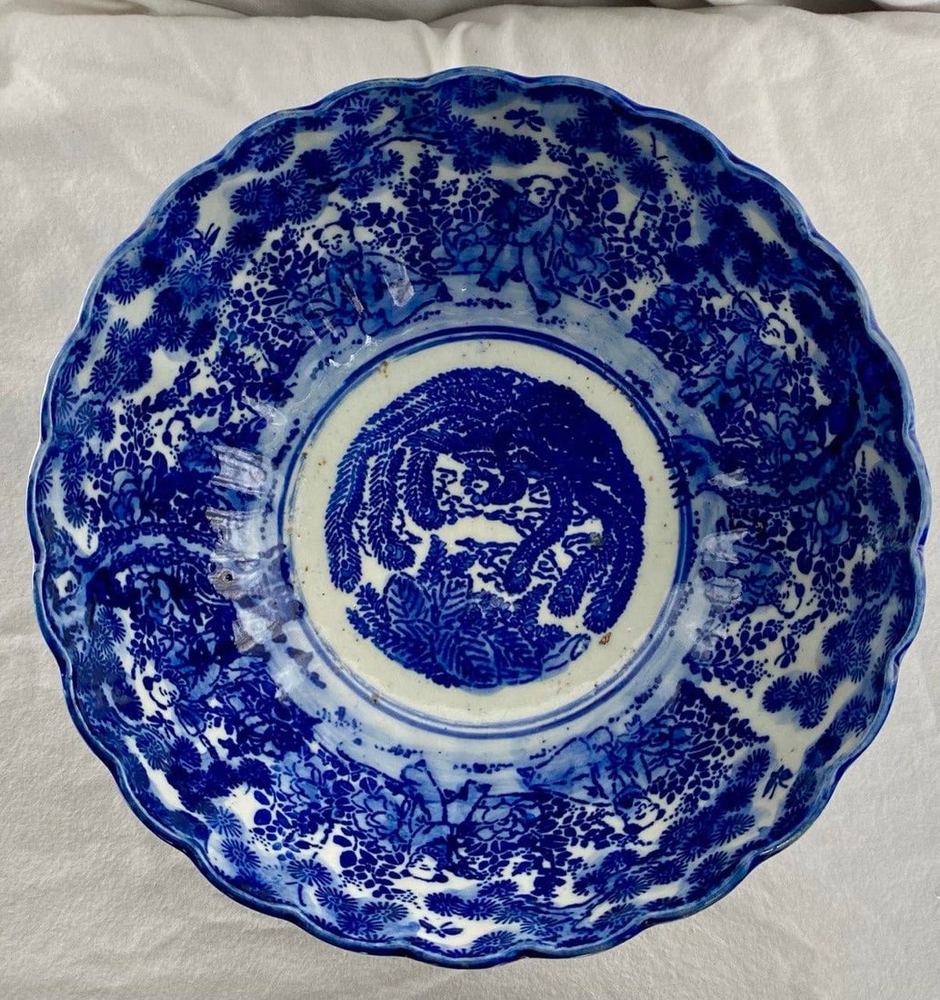 Late Qing Chinese Blue & White Porcelain Phoenix Bowl – 9.5" Scalloped Rim – Hand - 2