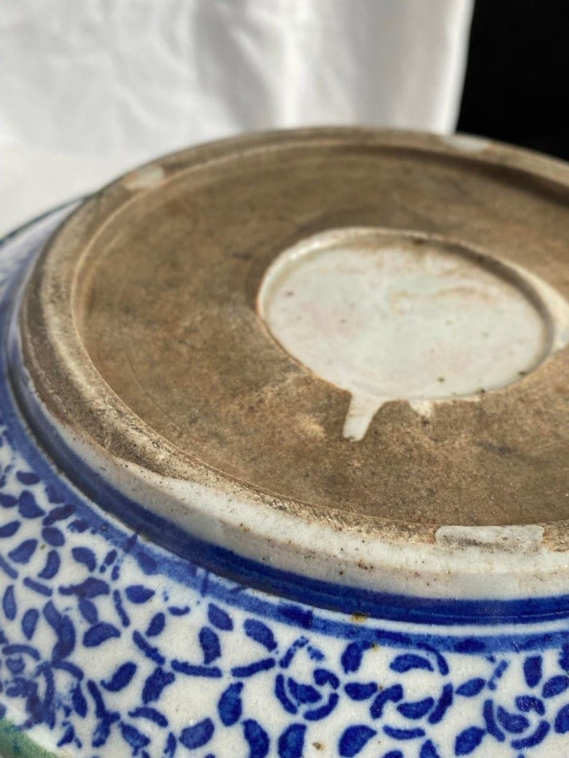 19th Century Japanese Imari Porcelain Wash Basin With Sho-Chiku-Bai Motif - 13