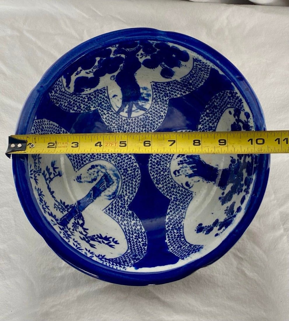 19th Century Japanese Imari Porcelain Wash Basin With Sho-Chiku-Bai Motif - 16