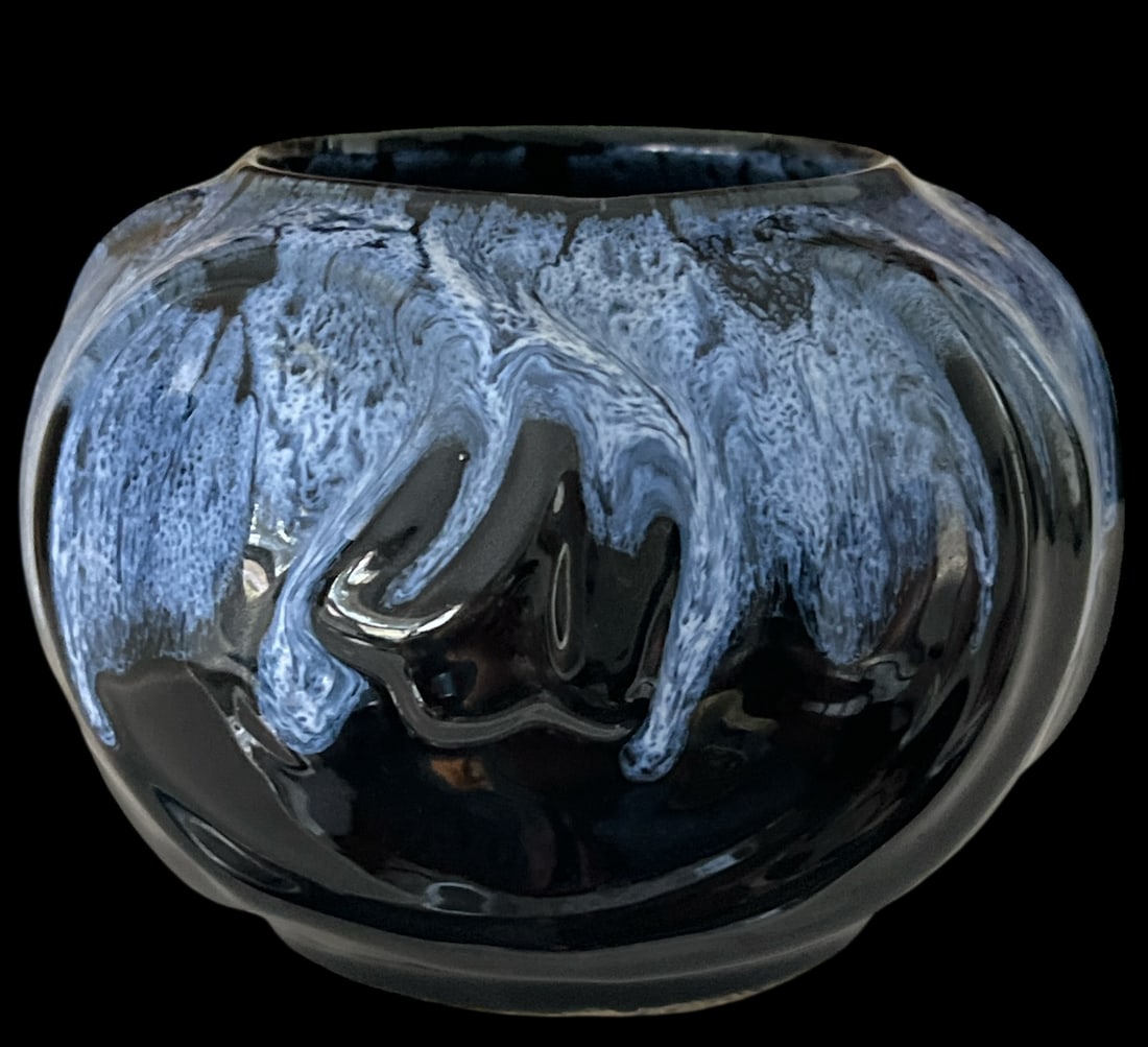 Mid-Century Anna Van Briggle Black and Blue Lava Glaze Art Pottery Vase Colorado Springs 1961 - 2