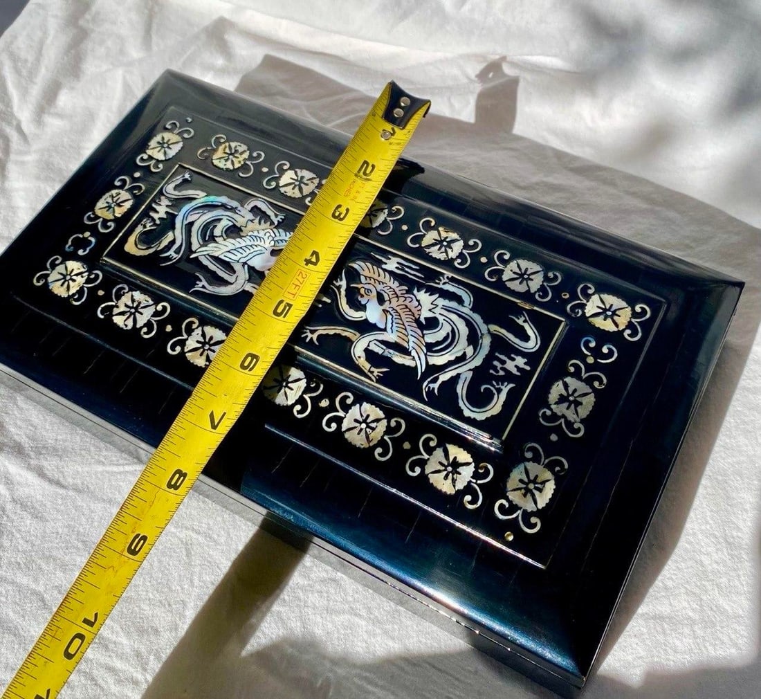 Antique Korean Mother-of-Pearl Inlaid Lacquer Smoking Box – Wabi Sabi Phoenix Motif - 7