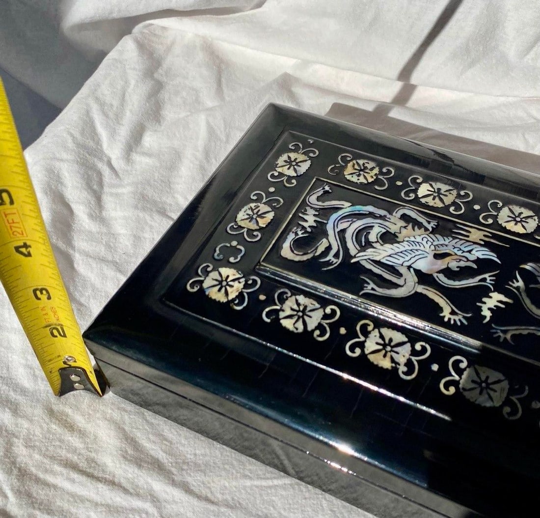 Antique Korean Mother-of-Pearl Inlaid Lacquer Smoking Box – Wabi Sabi Phoenix Motif - 8