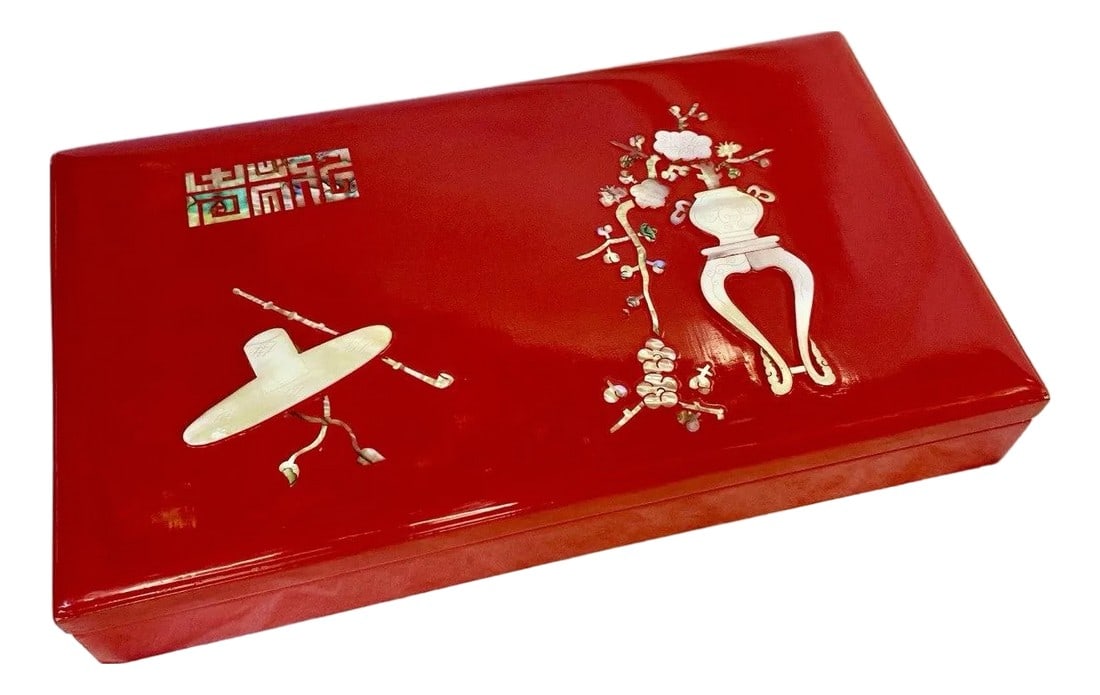Mid 20th Century Korean Red Lacquer Smoking Box With Mother-of-Pearl Inlay – Complete Set: Striking mid-century Korean smoking box in a rich, high-gloss tomato red lacquer, exquisitely inlaid with iridescent mother-of-pearl. The rectangular form opens to reveal its original fitted
