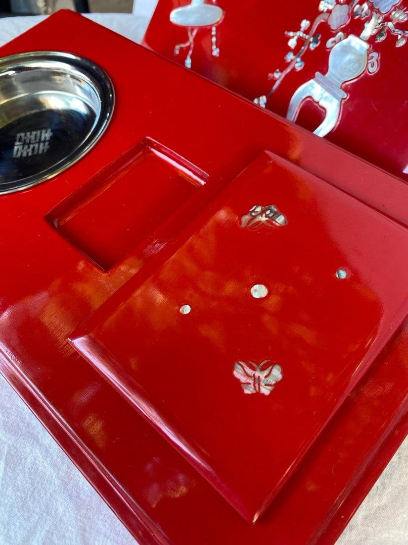 Mid 20th Century Korean Red Lacquer Smoking Box With Mother-of-Pearl Inlay – Complete Set - 5