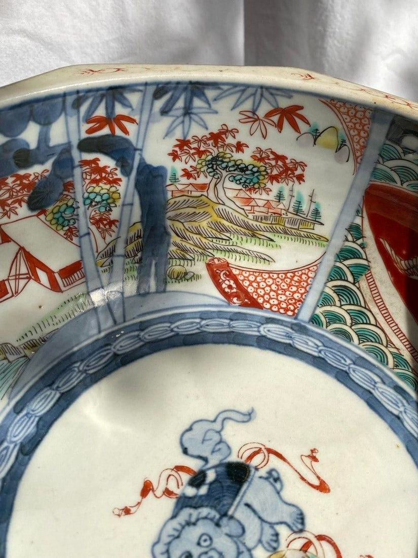 Large 19th Century Japanese Imari Octagonal Bowl With Karashishi & Landscape Panels - 6