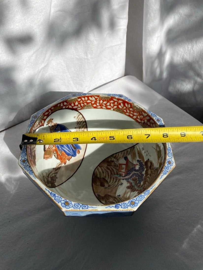 Late 19th Century Chinese Octagonal Scholar's Bowl With Figural Cartouches - 12