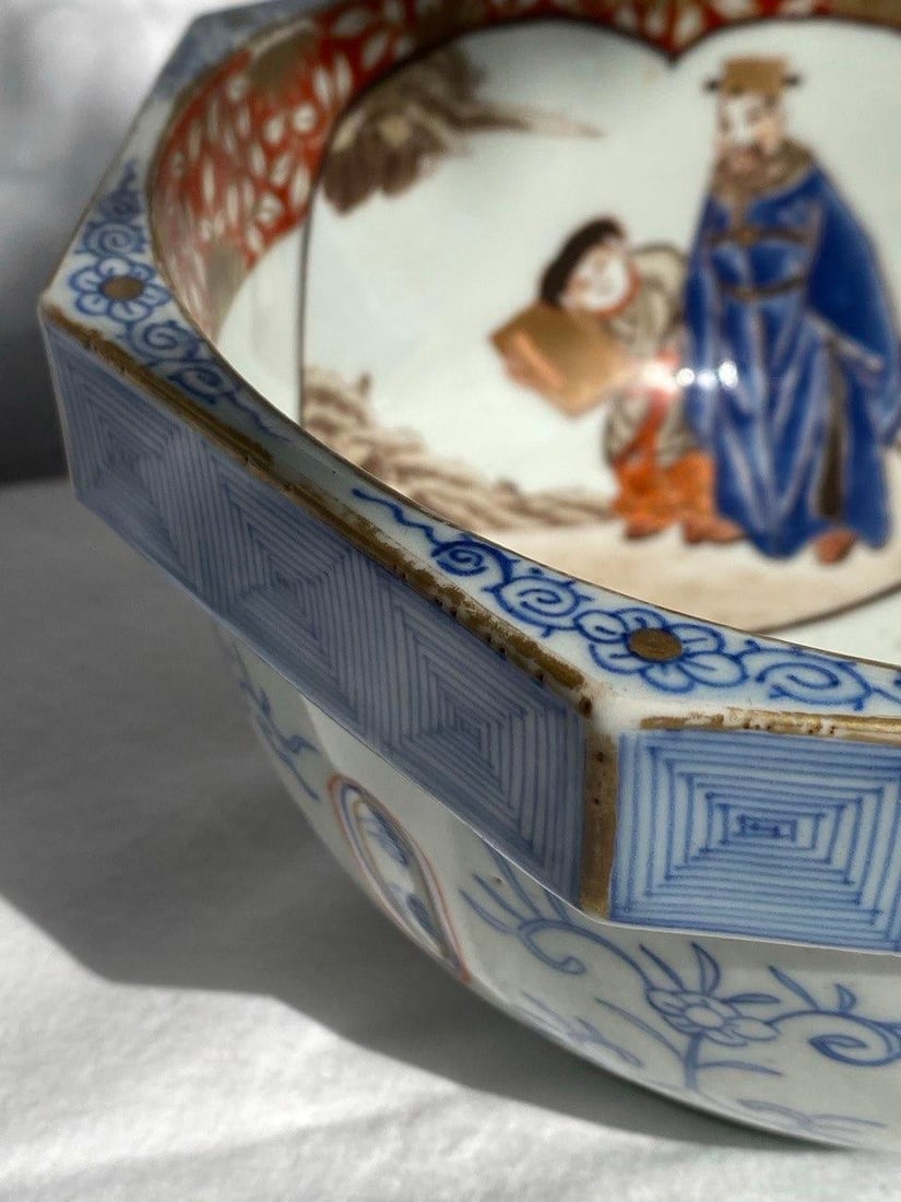Late 19th Century Chinese Octagonal Scholar's Bowl With Figural Cartouches - 4