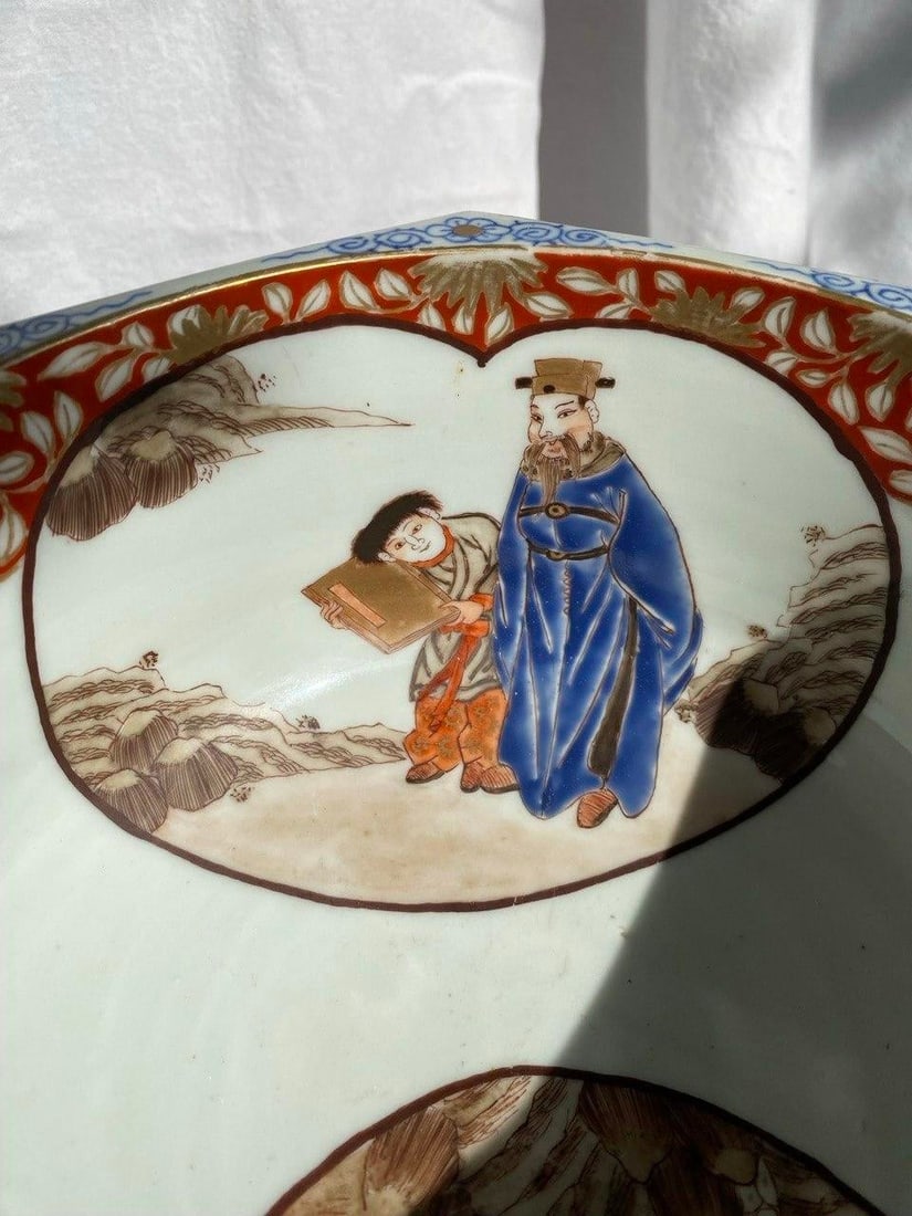 Late 19th Century Chinese Octagonal Scholar's Bowl With Figural Cartouches - 5