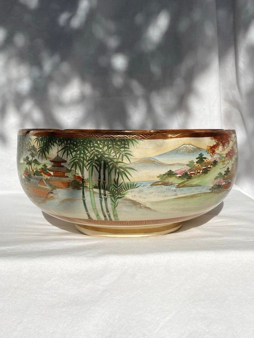 Large Antique Japanese Satsuma Scenic Bowl With Scalloped Rim – Autumn Landscape, Figures & - 13