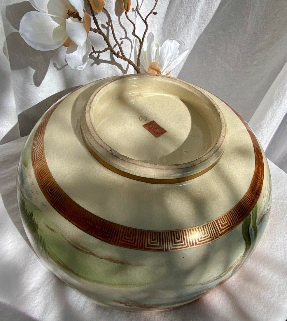 Large Antique Japanese Satsuma Scenic Bowl With Scalloped Rim – Autumn Landscape, Figures & - 14