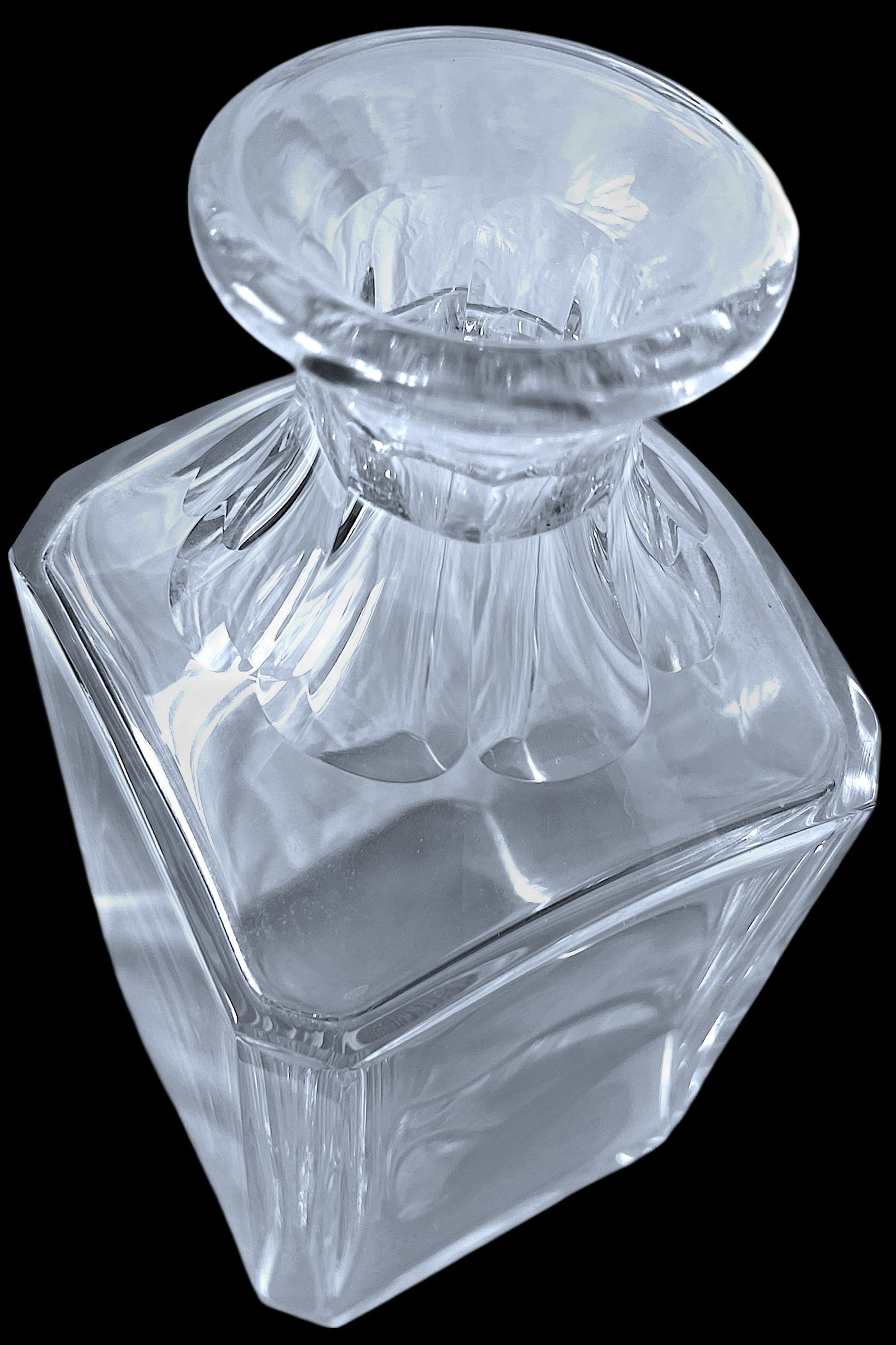 Baccarat Harcourt Pattern Crystal Whiskey Decanter | French Cut Crystal - 6