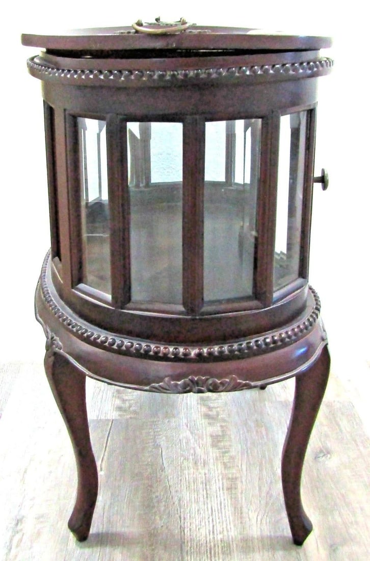 1930's Queen Anne Mahogany Kidney Shaped Beveled Glass Tray Top Drink Cabinet - 15