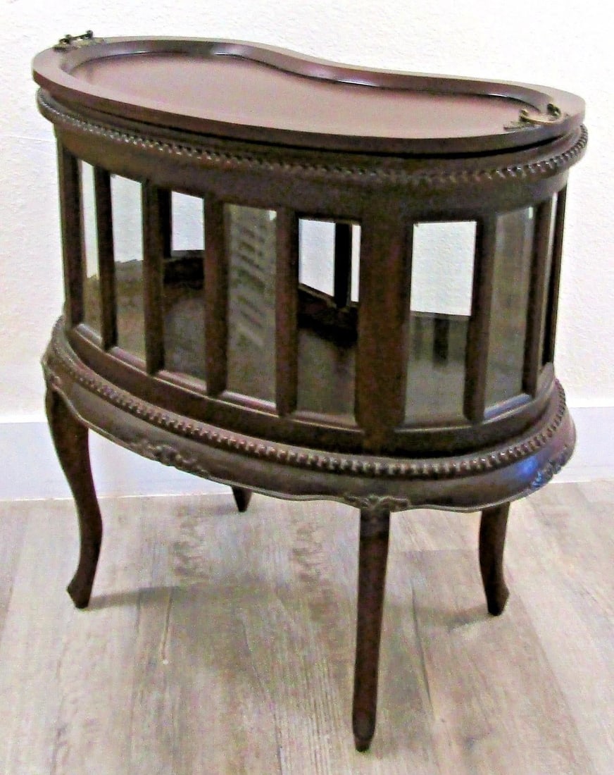 1930's Queen Anne Mahogany Kidney Shaped Beveled Glass Tray Top Drink Cabinet - 16