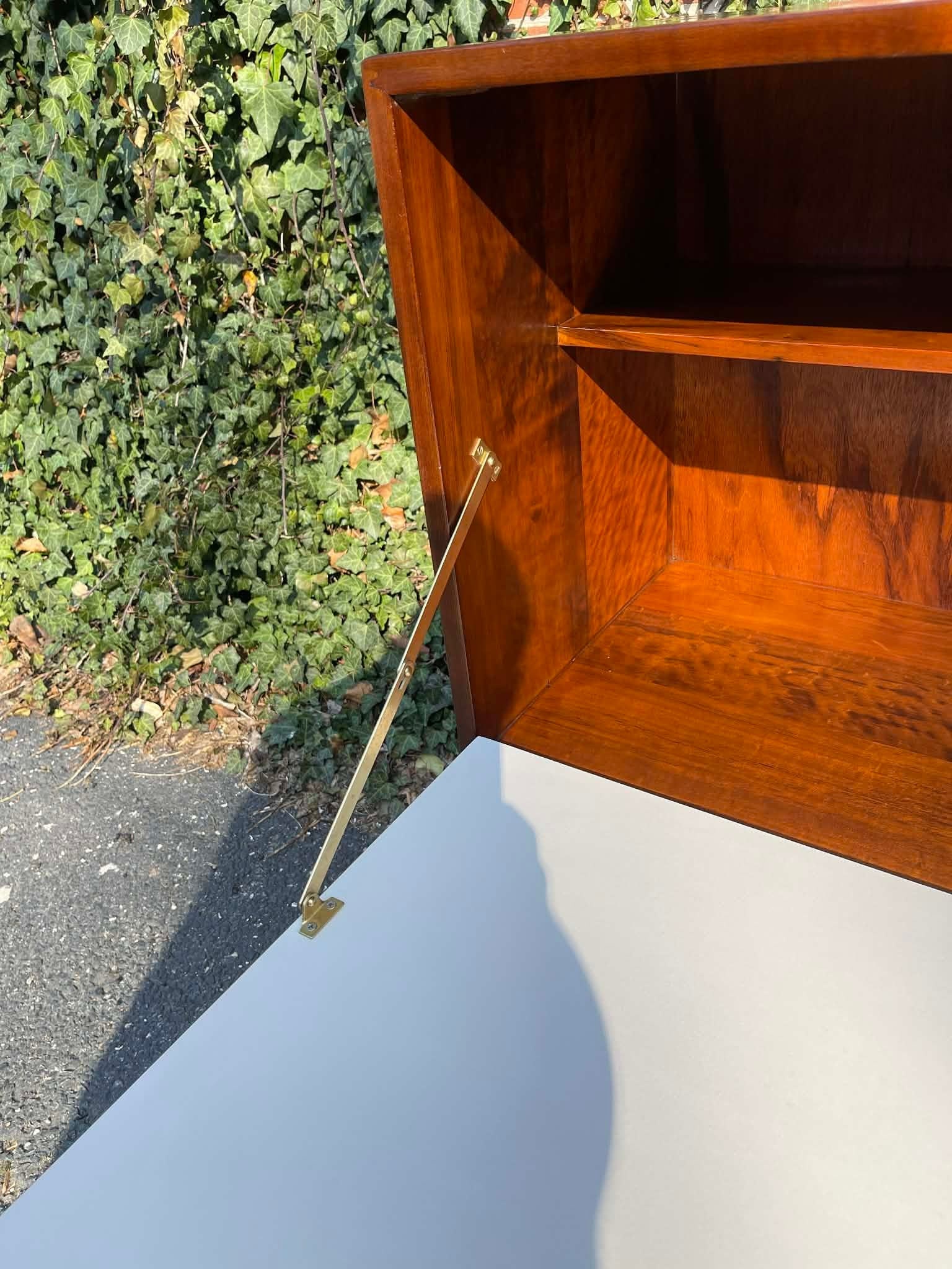 1960s Mid Century Teak Media & Vinyl Record Cabinet - 14