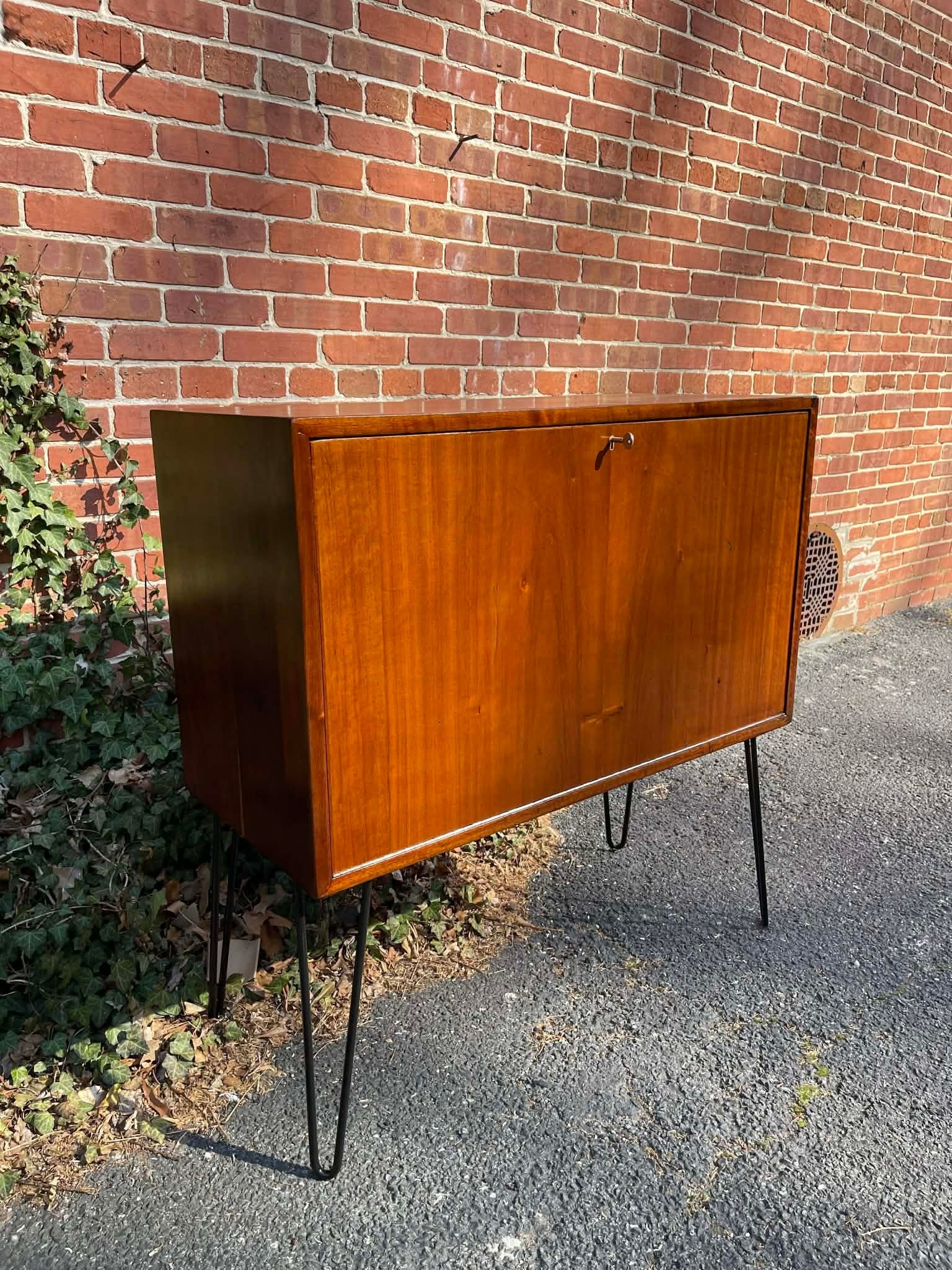 1960s Mid Century Teak Media & Vinyl Record Cabinet - 6