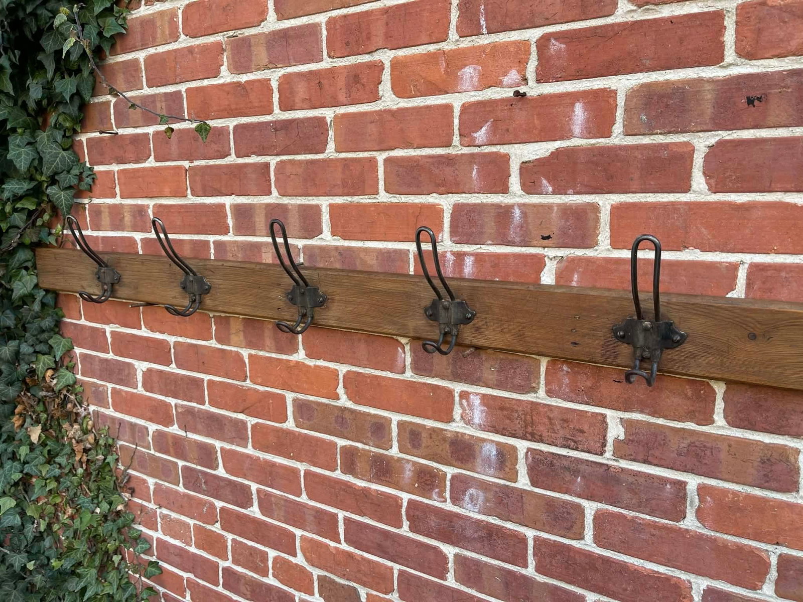 Rustic Pine Coat Hook Rack Rail – Solid Wooden Wall Mounted With Iron Hooks 1900 - 3