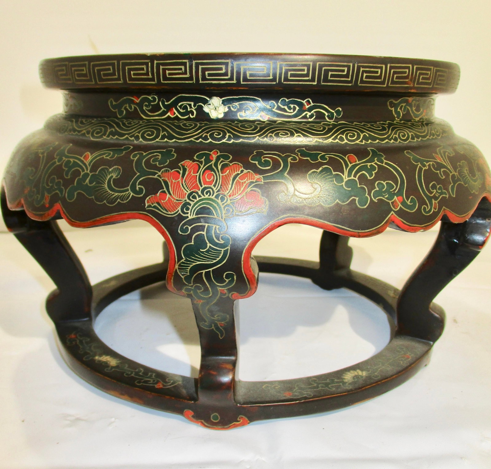 Chinese Vase Stand Painted Miniature Table - 4