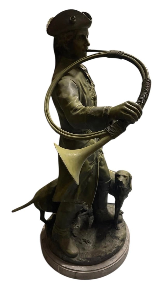 Antique-Style French Hunt Master Bronze Statue on Marble Base - 3
