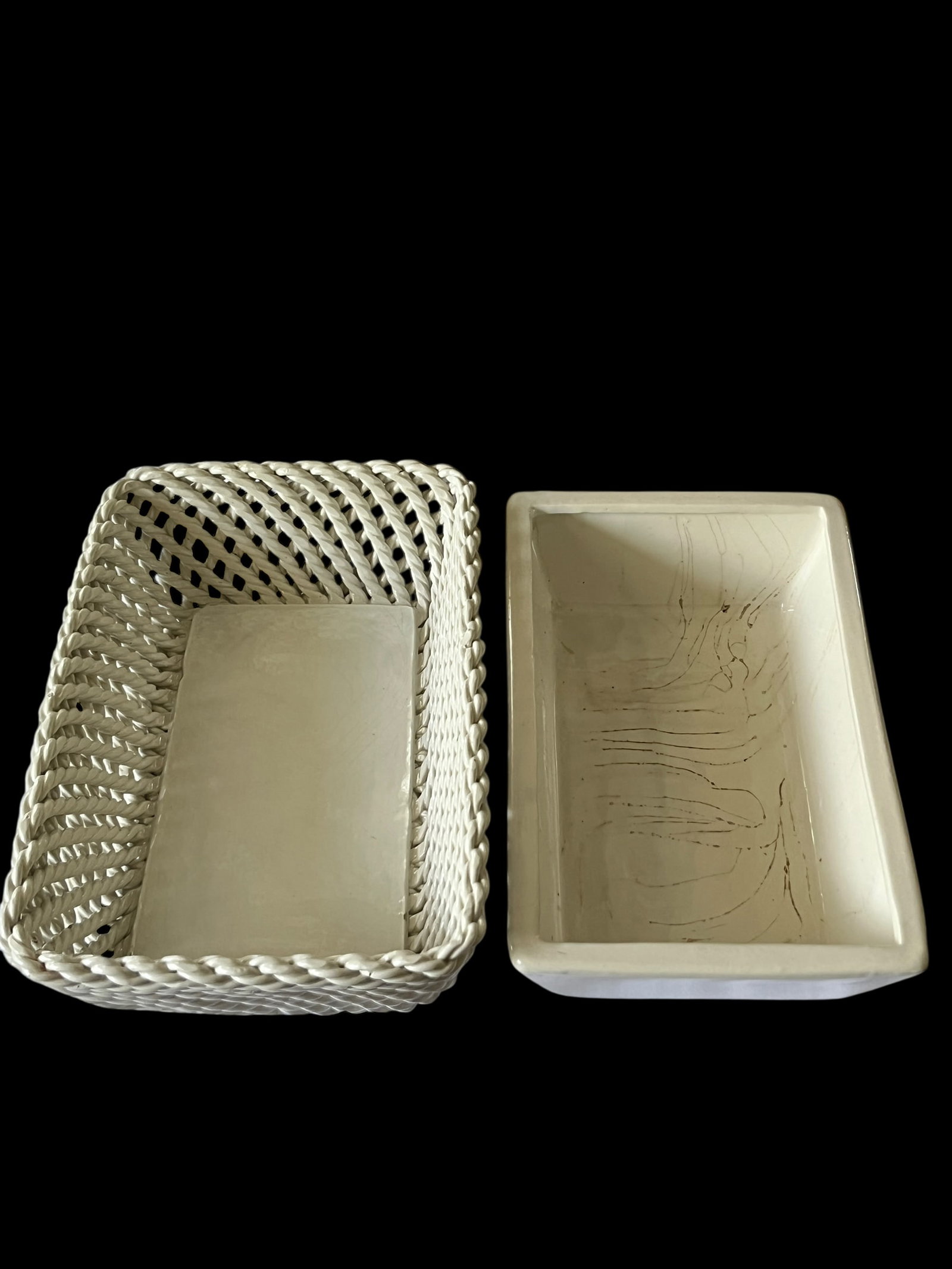 1950s Italian Handmade White Ceramic Jardinier Cache Pot Planter With Trellis (Treillage) Design - 4