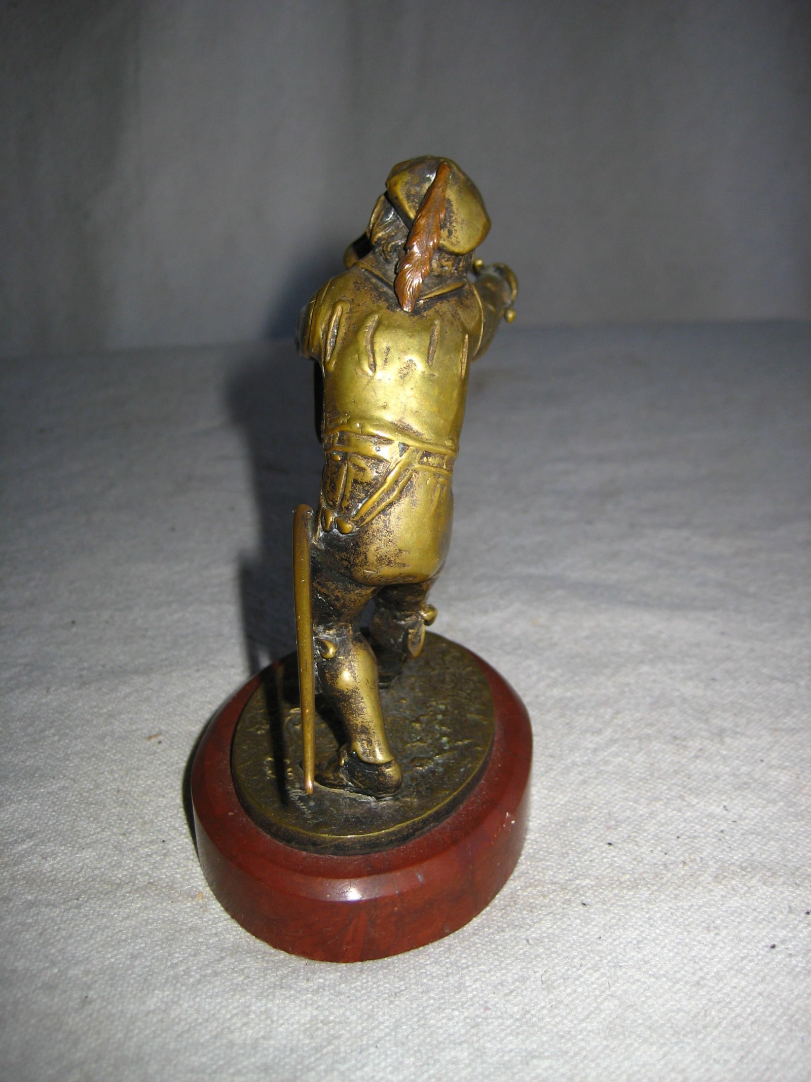 Pair of French Bronze Statue of Musketeer Signed Emile Guillemin 19 Century - 6