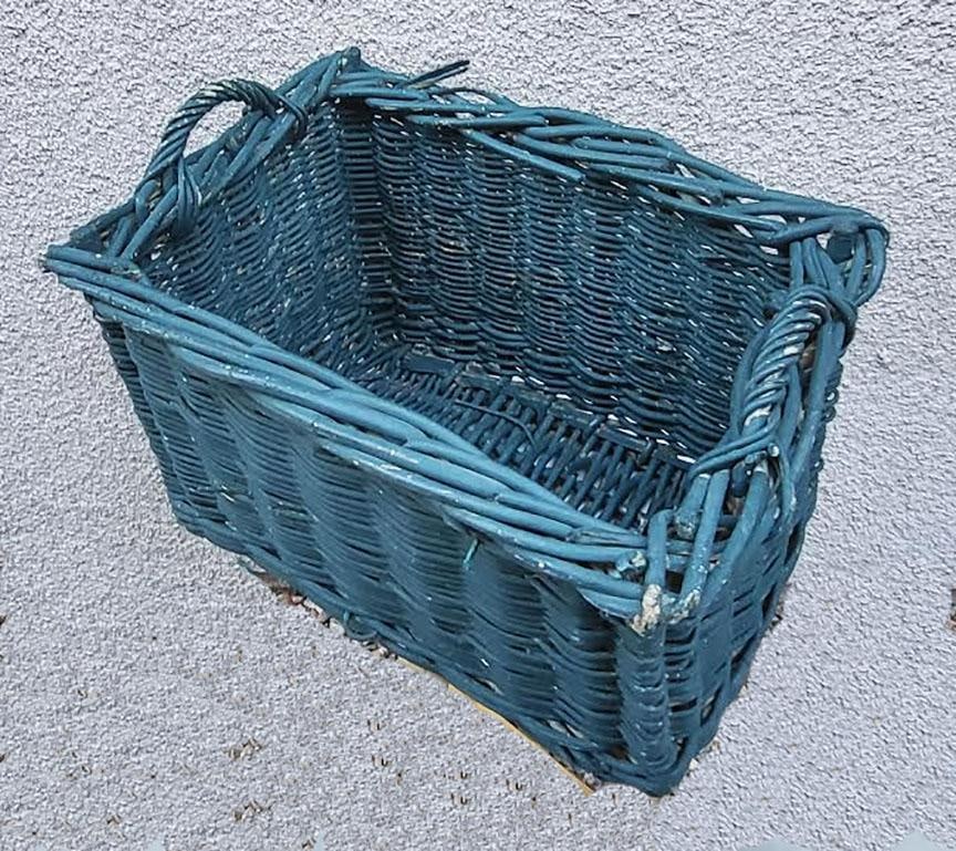 Large French Country Painted Wicker Willow Basket – Woven Handles - 3