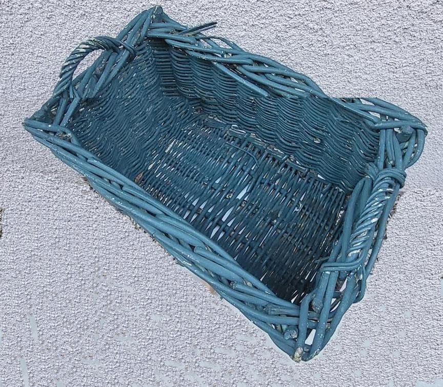 Large French Country Painted Wicker Willow Basket – Woven Handles - 5