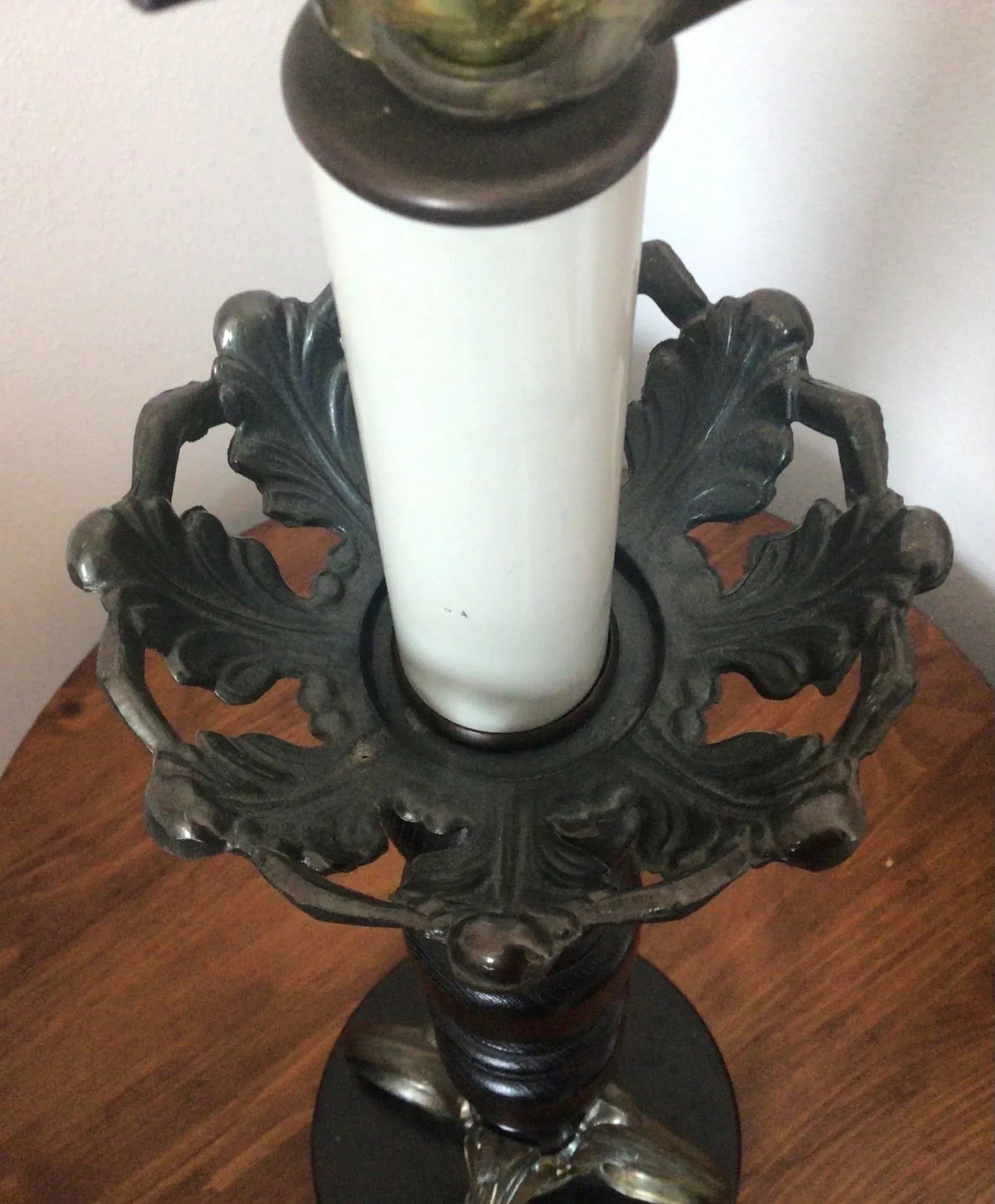 Stiffel 40" Walnut Barley Twist Lamp With Original Mottled Gold Mica Shade and Rare Genuine Blue M - 9