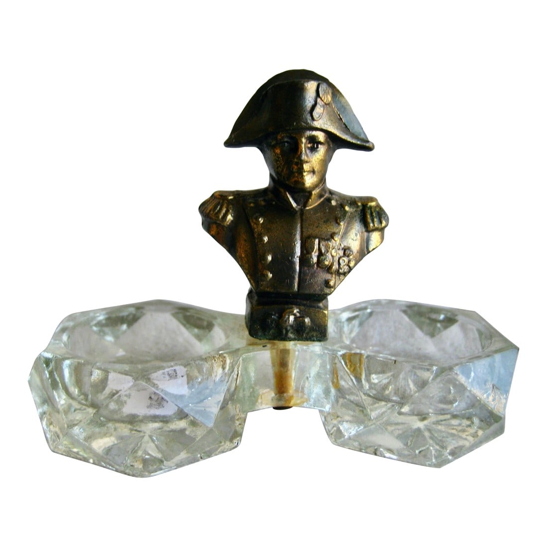Early 20th Century Napoleon Figure Salt and Pepper Crystal Dish: For collector of salt and pepper sets or Napoleon items , this lovely item in crystal present the bust of Napoleon I in a bronze finish , notice all the details the decoration on the bust the hate