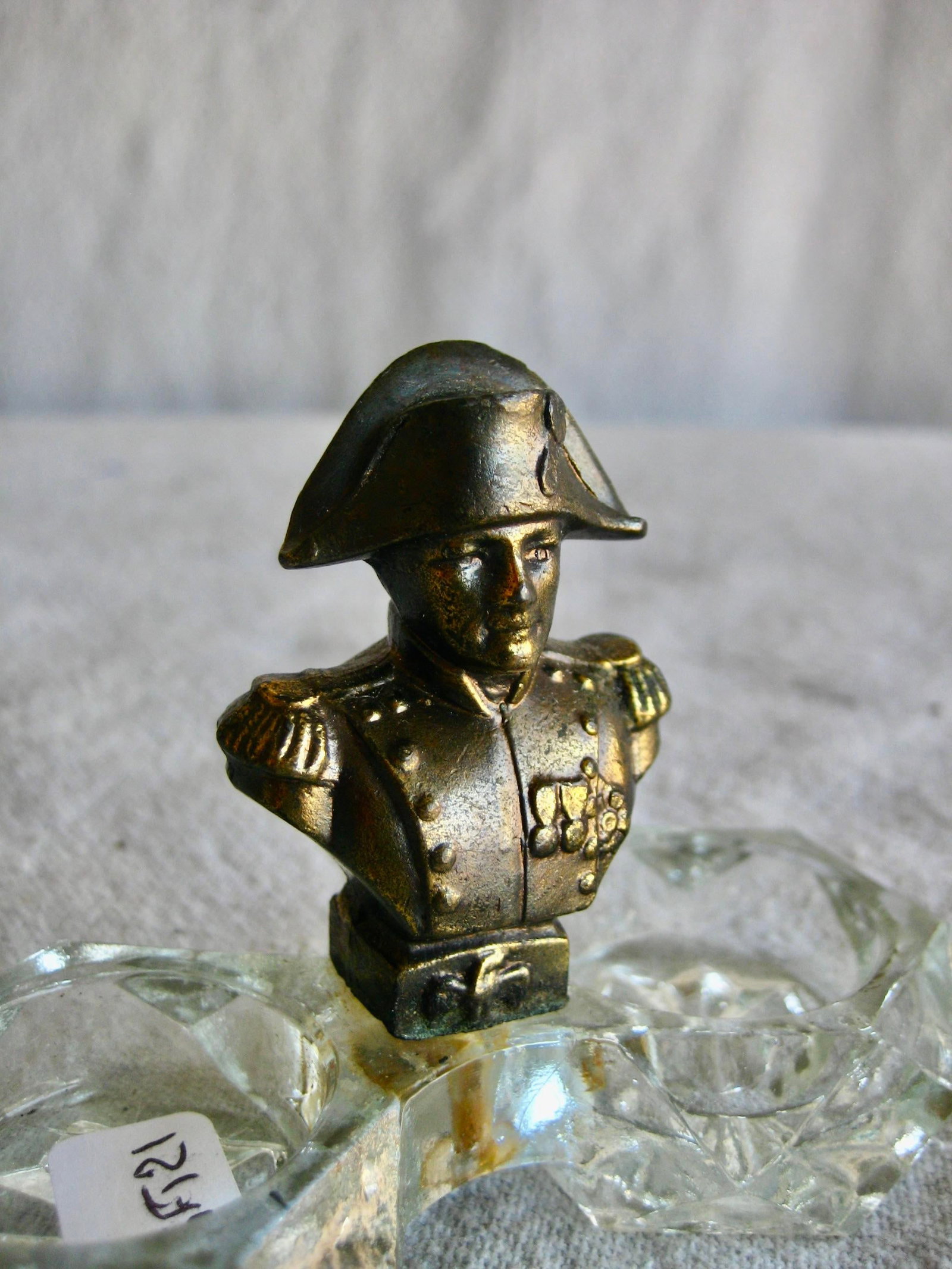 Early 20th Century Napoleon Figure Salt and Pepper Crystal Dish - 3