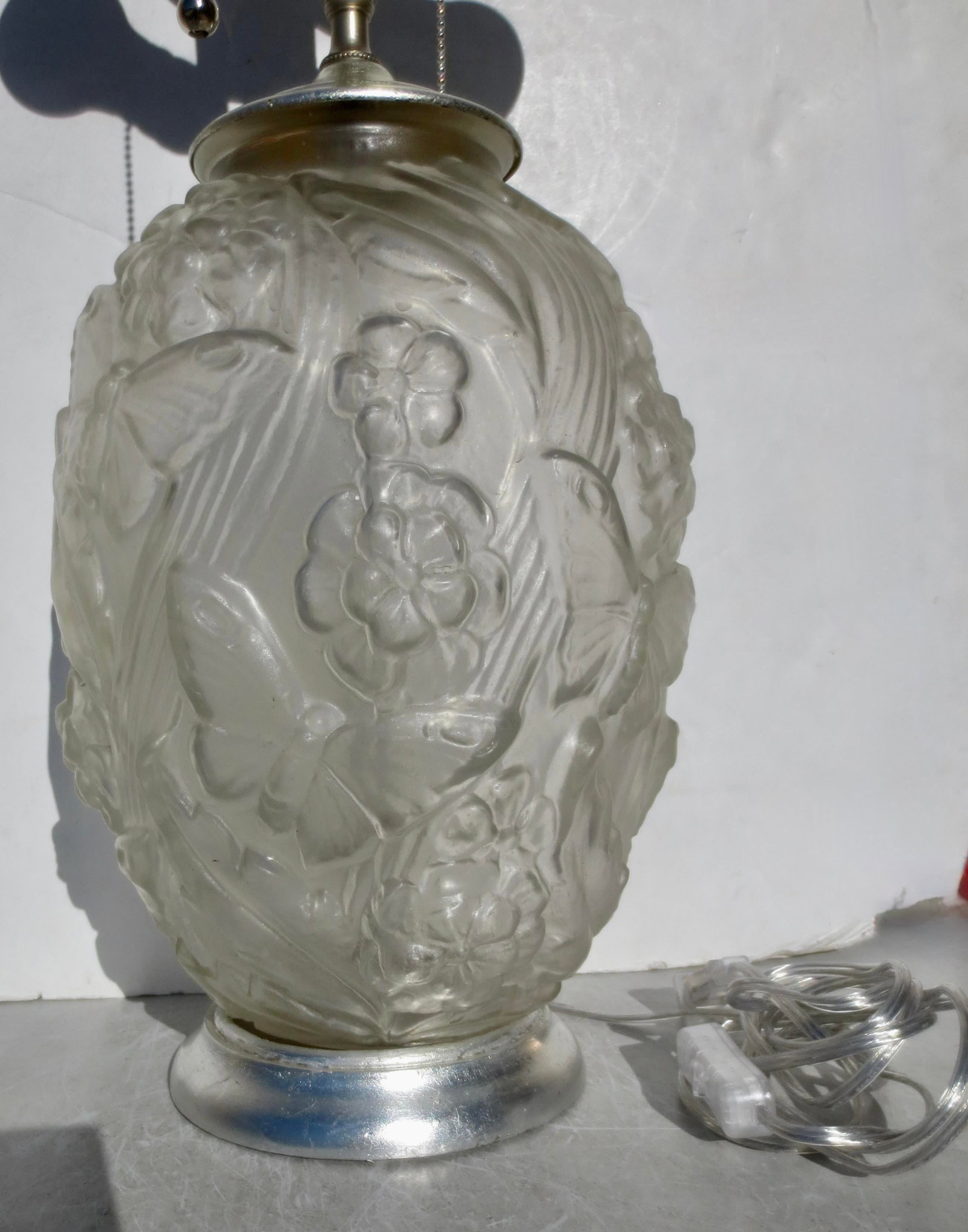 1930s Art Deco Satin Glass Vase - 9