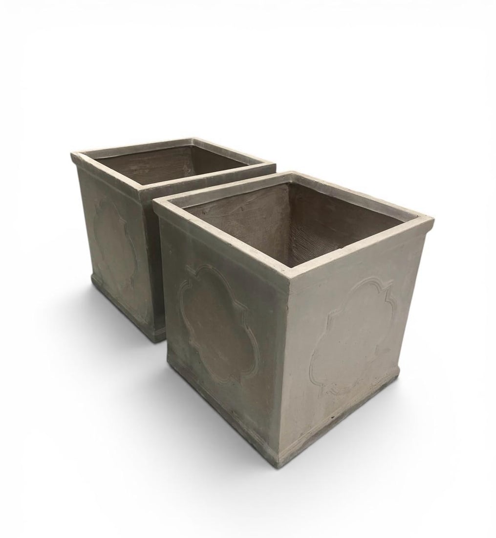Pair of Vintage Neoclassical Style Faux-Stone Resin Square Planters - 4