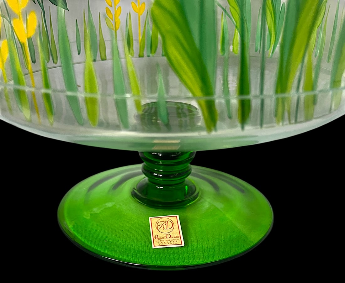 Royal Danube Crystal Glass Cake or Dessert Stand With Cloche Lid Decorated With Flowers and Butterfl - 6