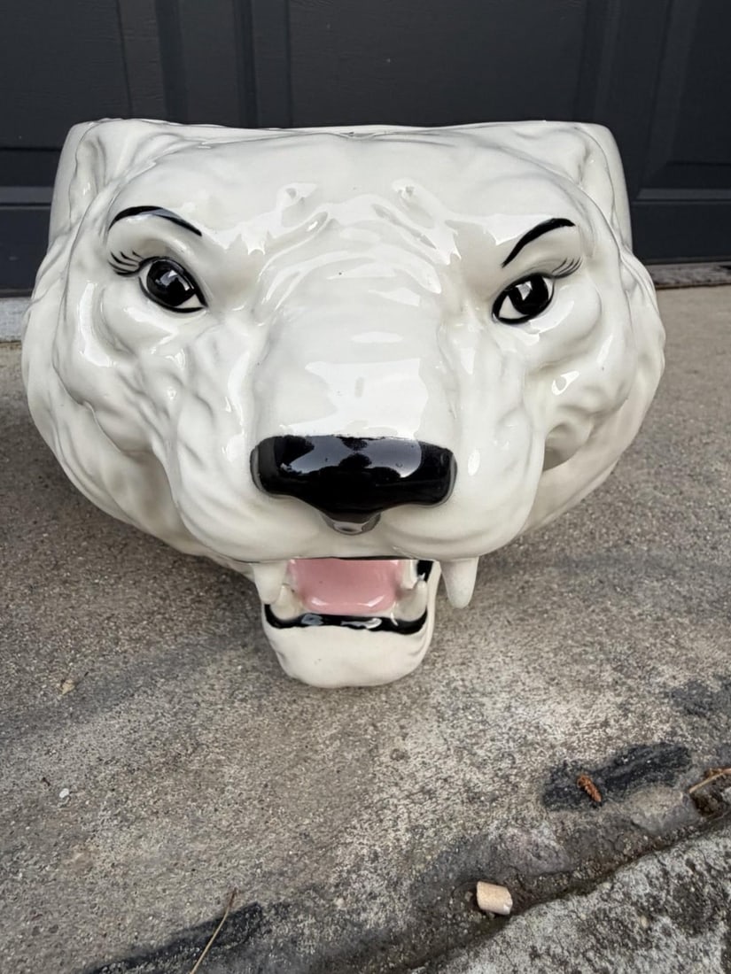 Pair Vintage Ceramic Roaring Tiger Bear Head Planters MCM Hollywood Regency - 8