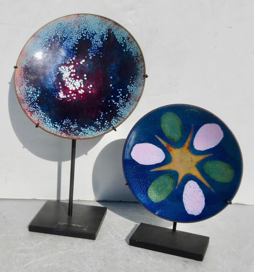 MCM Enamel Trays on Stands - A Pair of 2 - 3