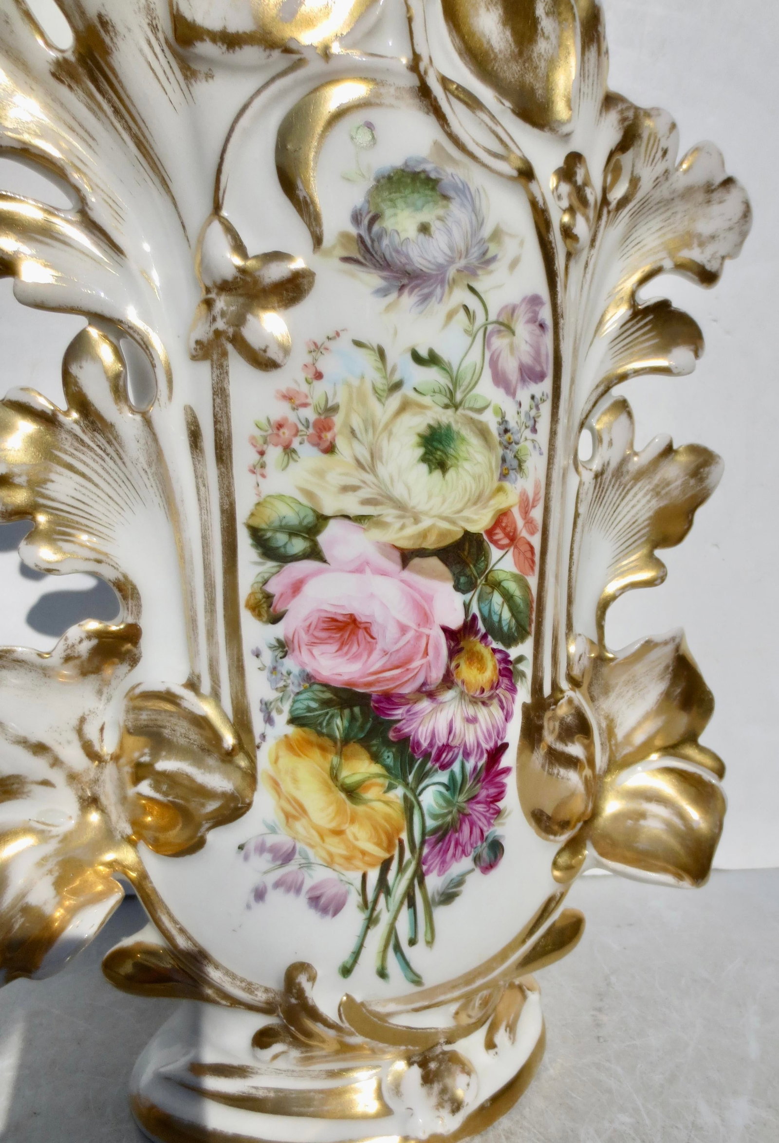 Old Paris (Vieux Paris) Rococo Porcelain Vase - 4
