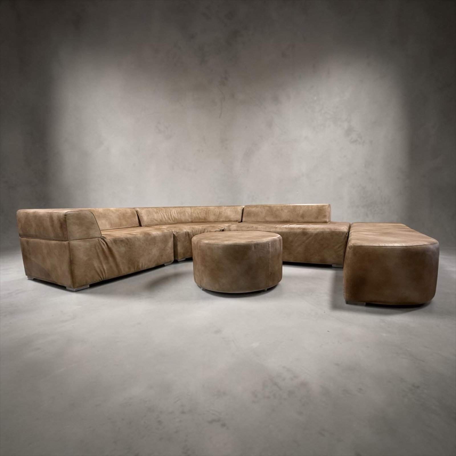 Loom Sculptural Modular Sectional With Ottoman - 4