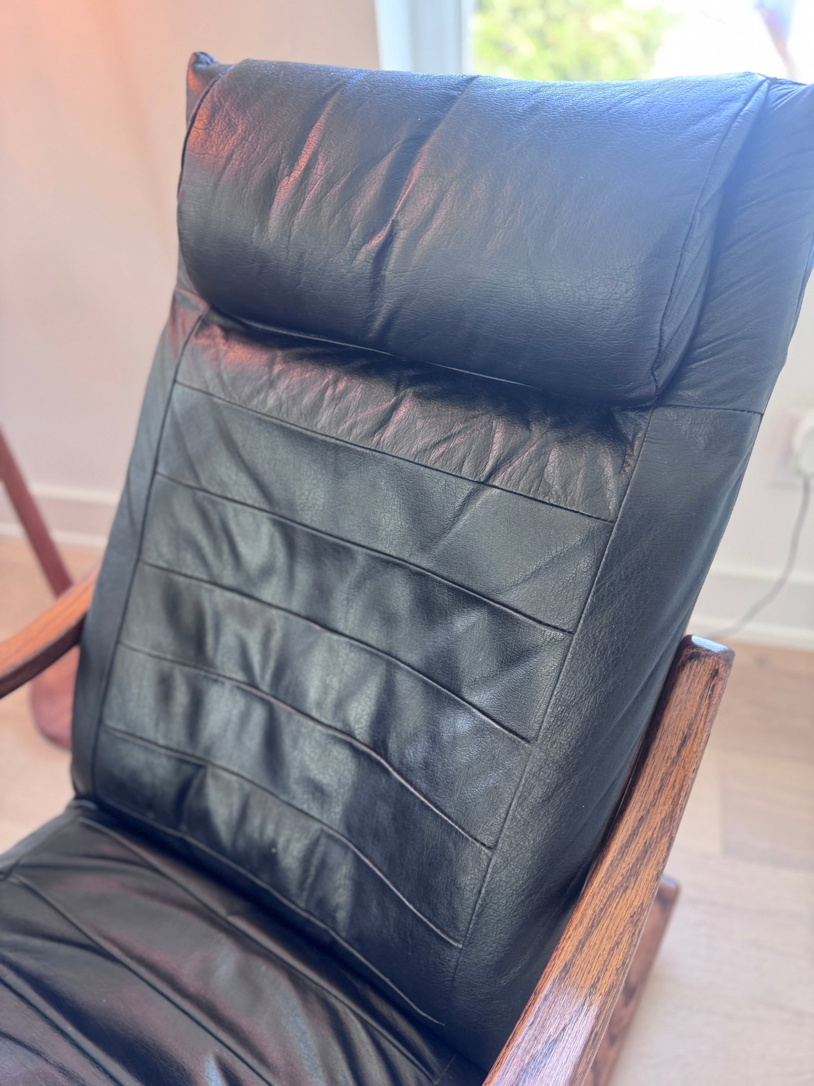 1970s Mid-Century Modern Rocker With Wood Base and Leather Seat - 7