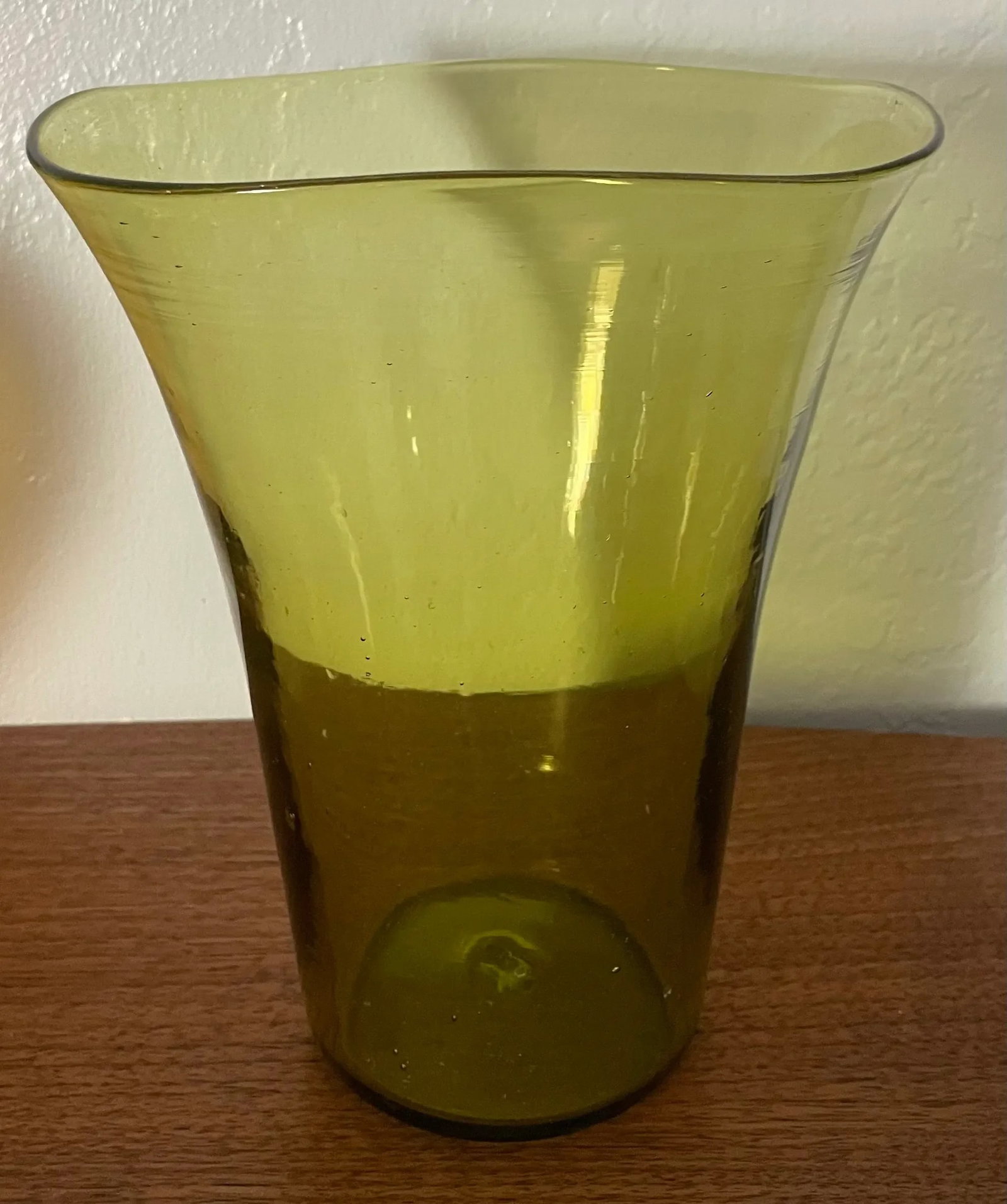 Mid Century Blenko Vase - 7