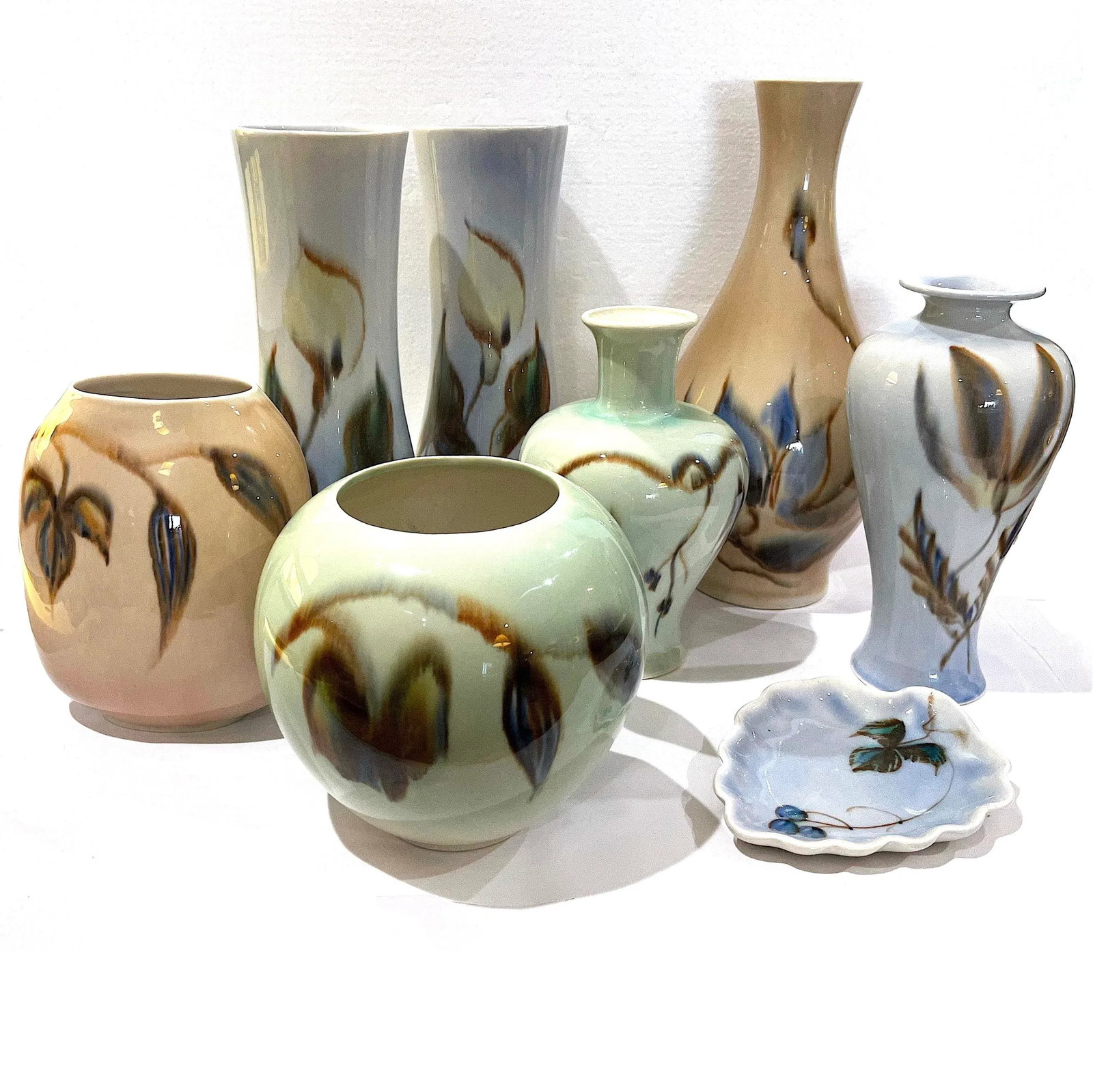 MCM Studio Pottery Oval Porcelain Vase - Signed Vontury - 11