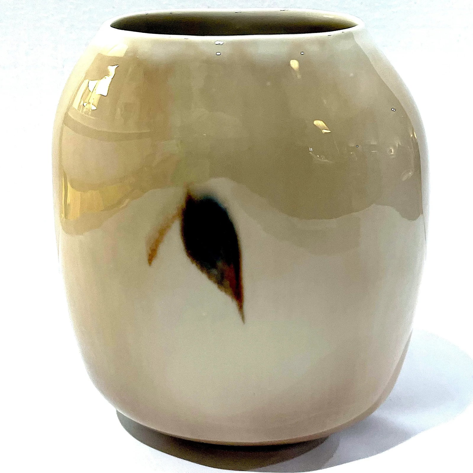 MCM Studio Pottery Oval Porcelain Vase - Signed Vontury - 4
