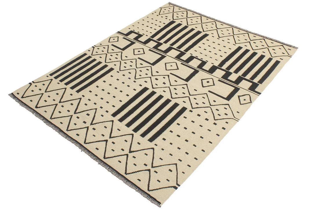 Early 21st Century Caucasian Kilim Beige Black Wool Rug - 5