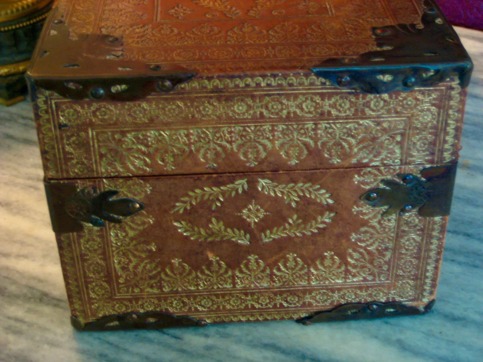 1800s Spanish Leather Box - 5