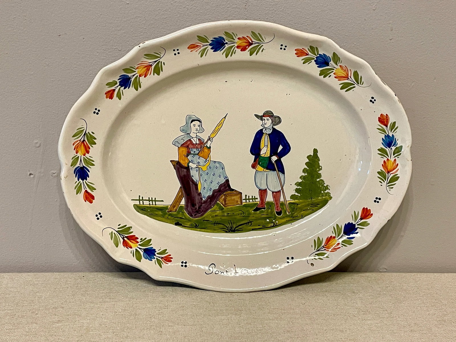 Early 20th Century French Faience Quimper Platter From Brittany, Signed Hb - 6