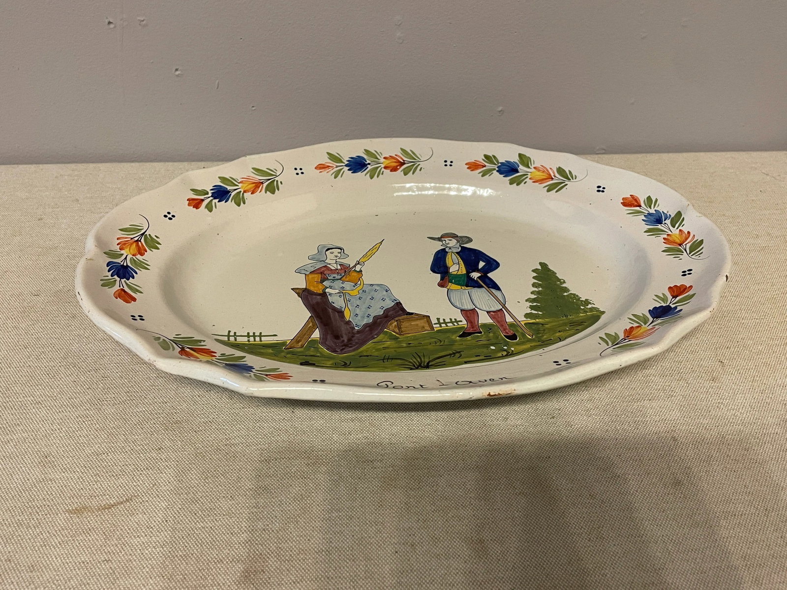Early 20th Century French Faience Quimper Platter From Brittany, Signed Hb - 7