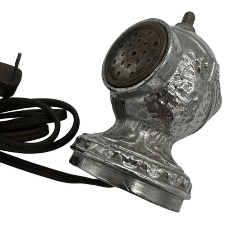 Medieval Knight Helmet Chrome Eletric Lighter by Omsco - 4